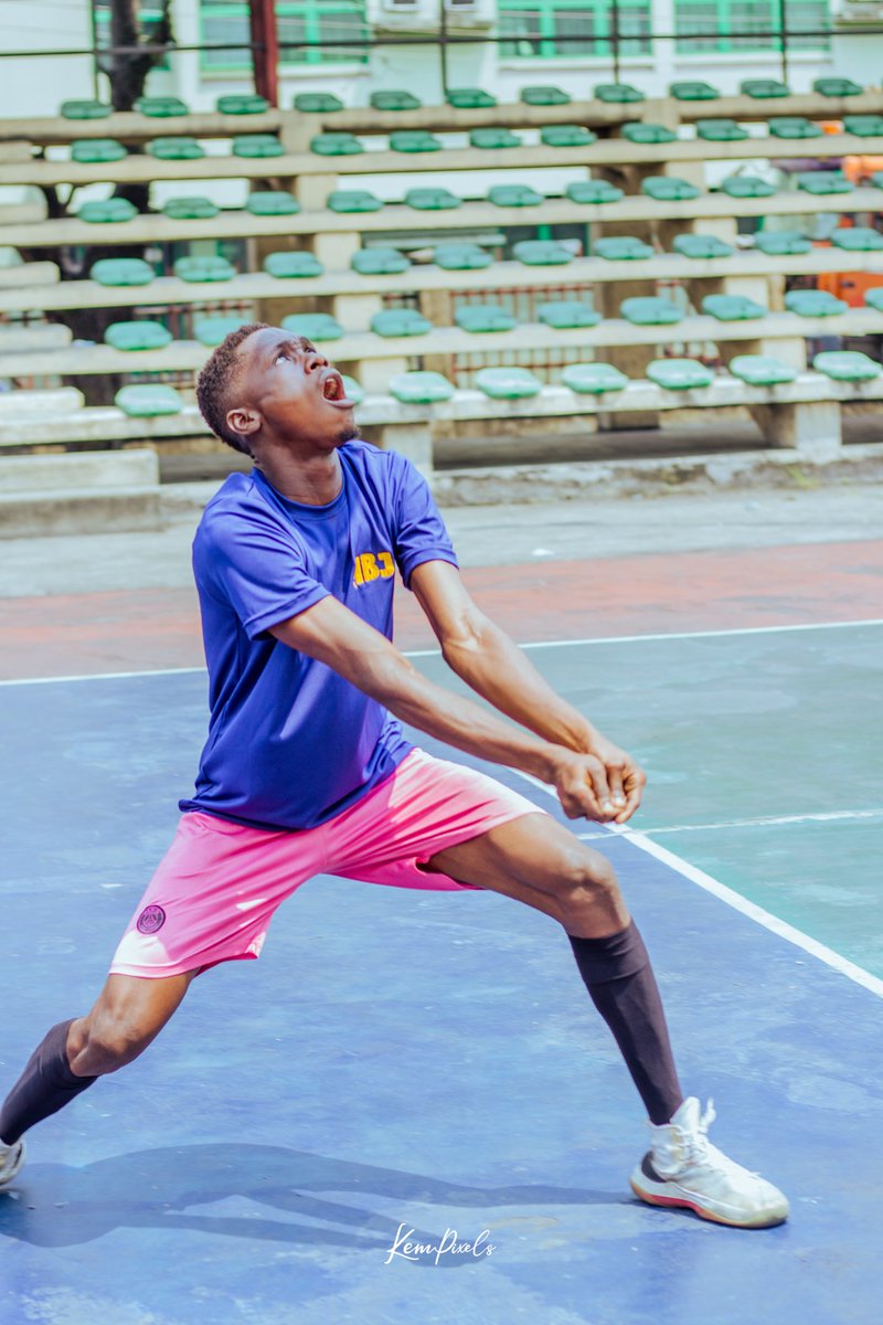 mbjsports's tweet photo. Focus... eyes on the goal
.
.
#SportyBet #sport #athletics #Athletics #sportscards #sportstak 
#AthleticClub #fitnessgirl #fit #FitnessModel #fashionstyle 
@SportsCenter @SkySportsPL https://t.co/3TX4fnNQwF