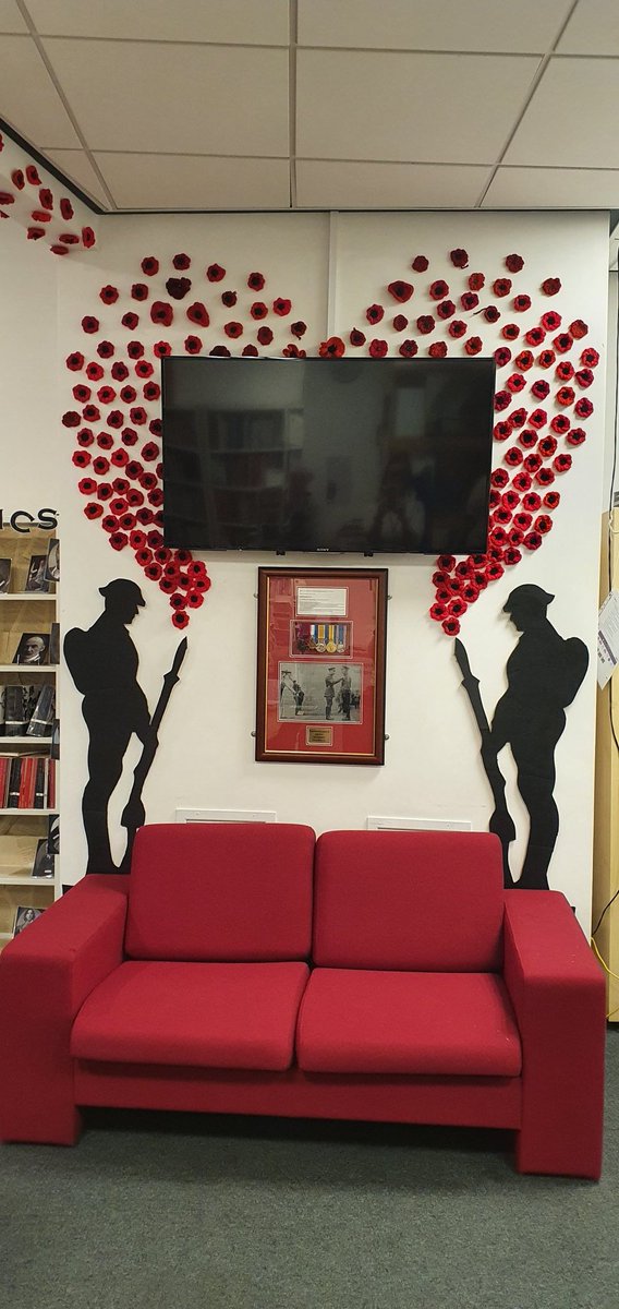 WFlibraries's tweet photo. Lest we forget  #castlefordlibrary  #RemembranceDay #LestWeForget https://t.co/bHBm0oPEbr