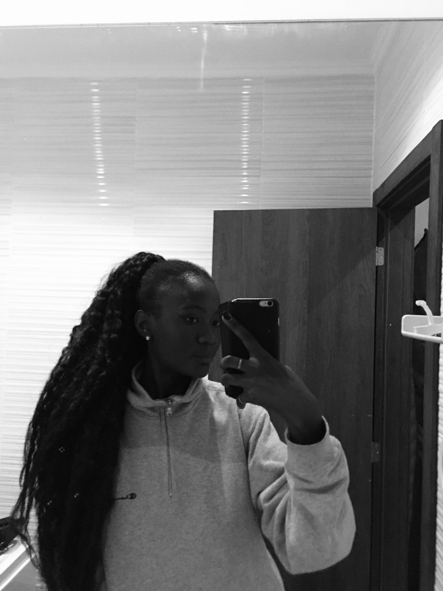 Queenvick12's tweet photo. Eu amei esse date πβͺοΈ
#date #queenvicky #fotos https://t.co/9ZNq0bUeLA