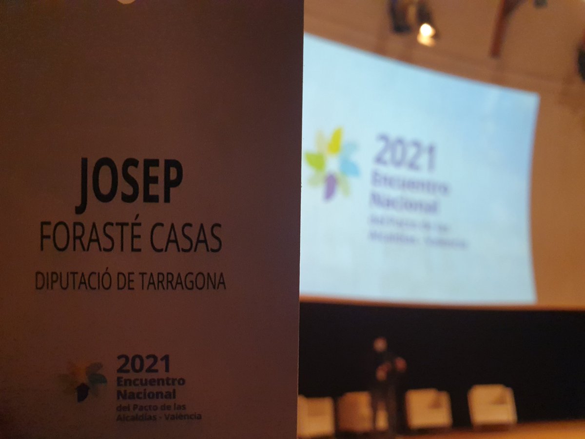 Avui assistim a la Trobada Estatal del #PacteAlcaldies a València.
Una jornada de reflexió conjunta per renovar compromisos i complicitats en la lluita contra la crisi climàtica des dels nostres ajutaments.
#GlasgowCop26