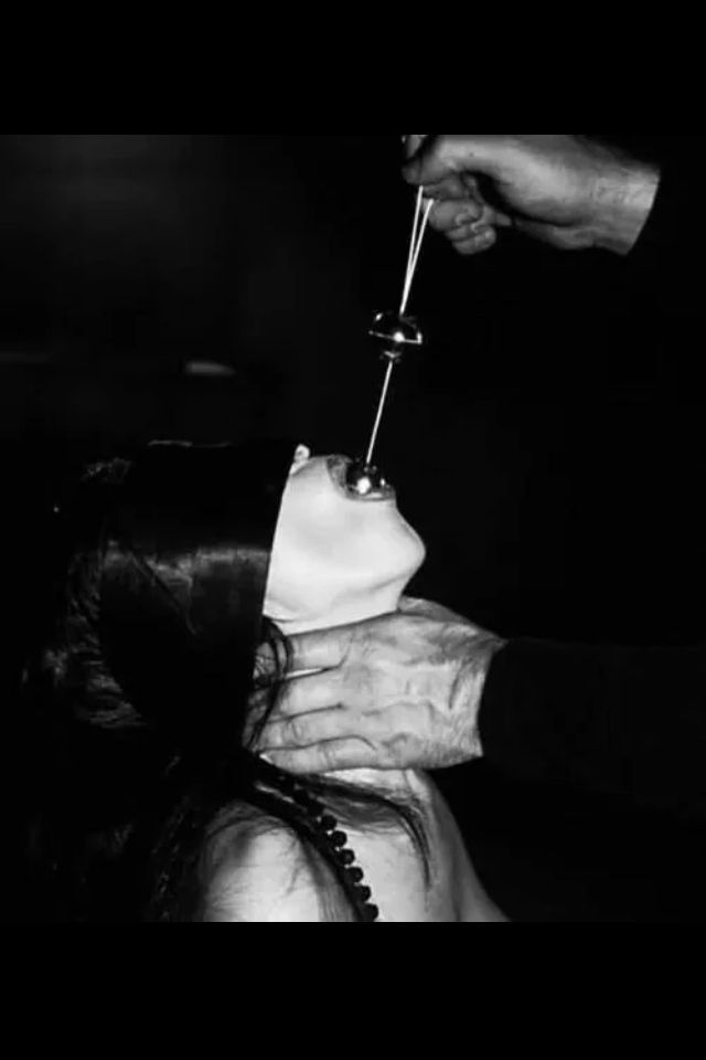 Maleek666's tweet photo. Mie care da sempre vince l'istinto umano e vincerà ancora contro questi fattucchieri e manipolatori che nulla sanno, nulla fanno.

My darlings has always won the human instinct and will win again against these sorcerers and manipulators who know nothing, do nothing .

#bdsmِ https://t.co/fp23d51YFZ
