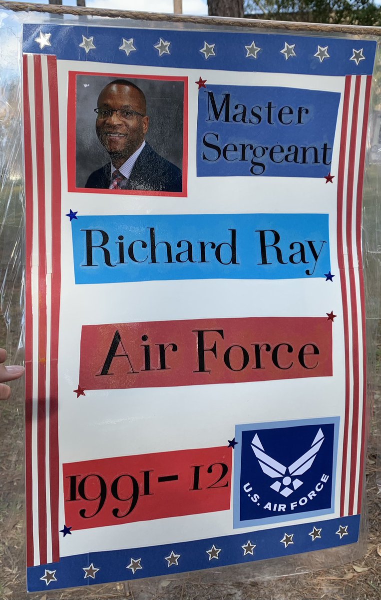 Happy Veteran's Day to all that have served our country including our very own <a href="/WISDBrabham/">Brabham Middle School</a> principal, Mr. Ray!  To all the veterans—we are forever grateful for your service. 🇺🇸💫🎖