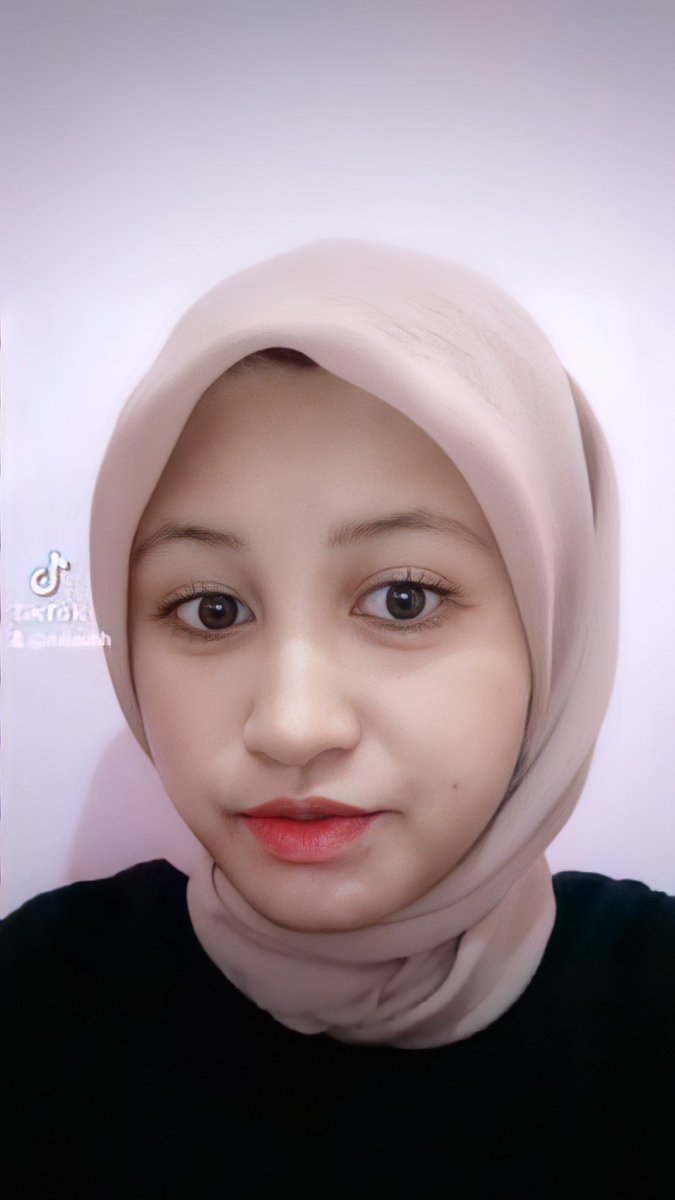 haiii kalian pasti pada lupa sama milo 😔