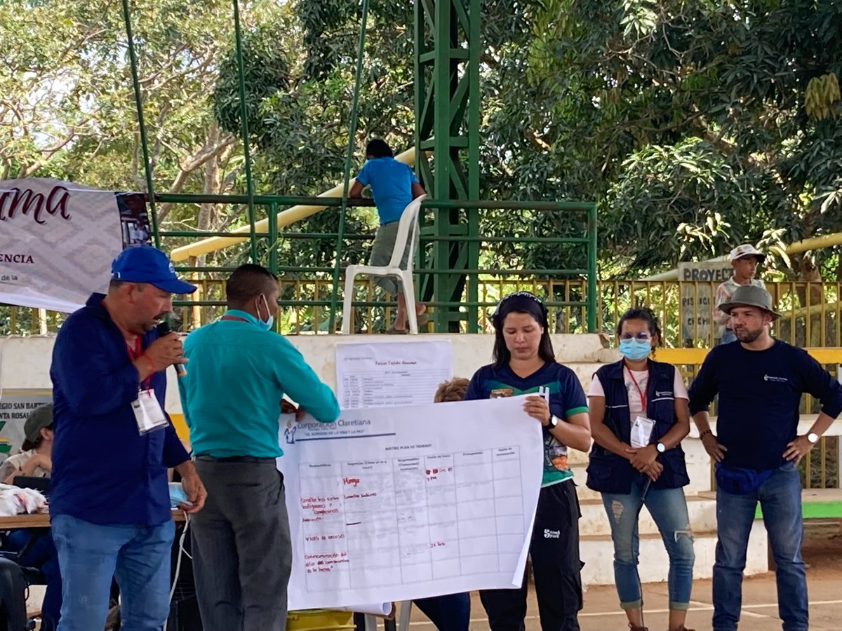 CNTI_Indigena's tweet photo. 📌 #CNTIComunica| La #CNTI acompaña el tejido #Unuma (Unidad) en Santa Rosalía, Vichada, en las diferentes mesas de trabajo, en especial, la mesa sobre "Territorio y medio ambiente" 🏔🍃con la participación de varias comunidades indígenas y campesinas de la Orinoquía, Amazonía. https://t.co/yIEDExMQvU