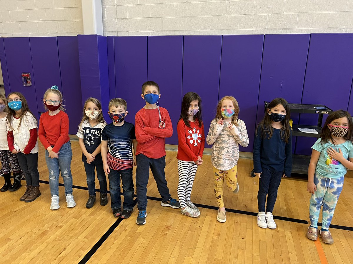 Honoring our veterans by wearing red, white, and blue 🇺🇸