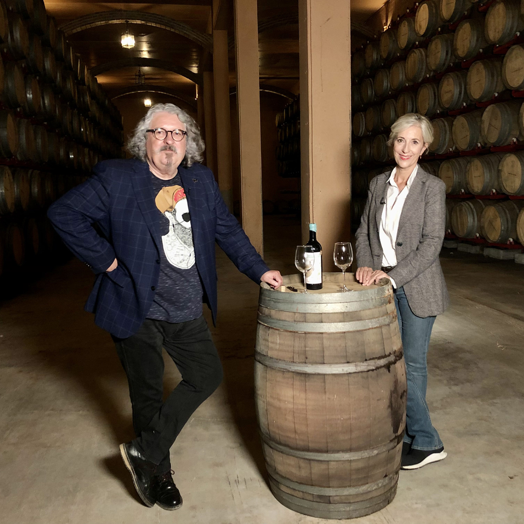 CMM_es's tweet photo. Gastronomía, vino, arte y un perrete.
Solo una pequeña muestra de lo que te espera esta noche en @VariotintoCMM con @iserte69 y @evago39.
🍷 Prepara las copas, que nos vemos esta noche
🗓️📺 23:30 h
https://t.co/gdo2Af4tWh https://t.co/1EwHOJiz3P