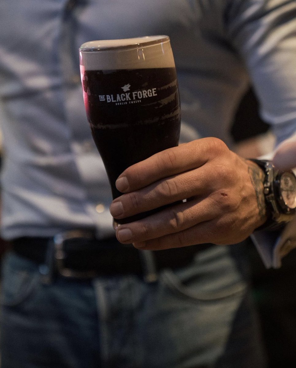 Conor McGregor tweet media