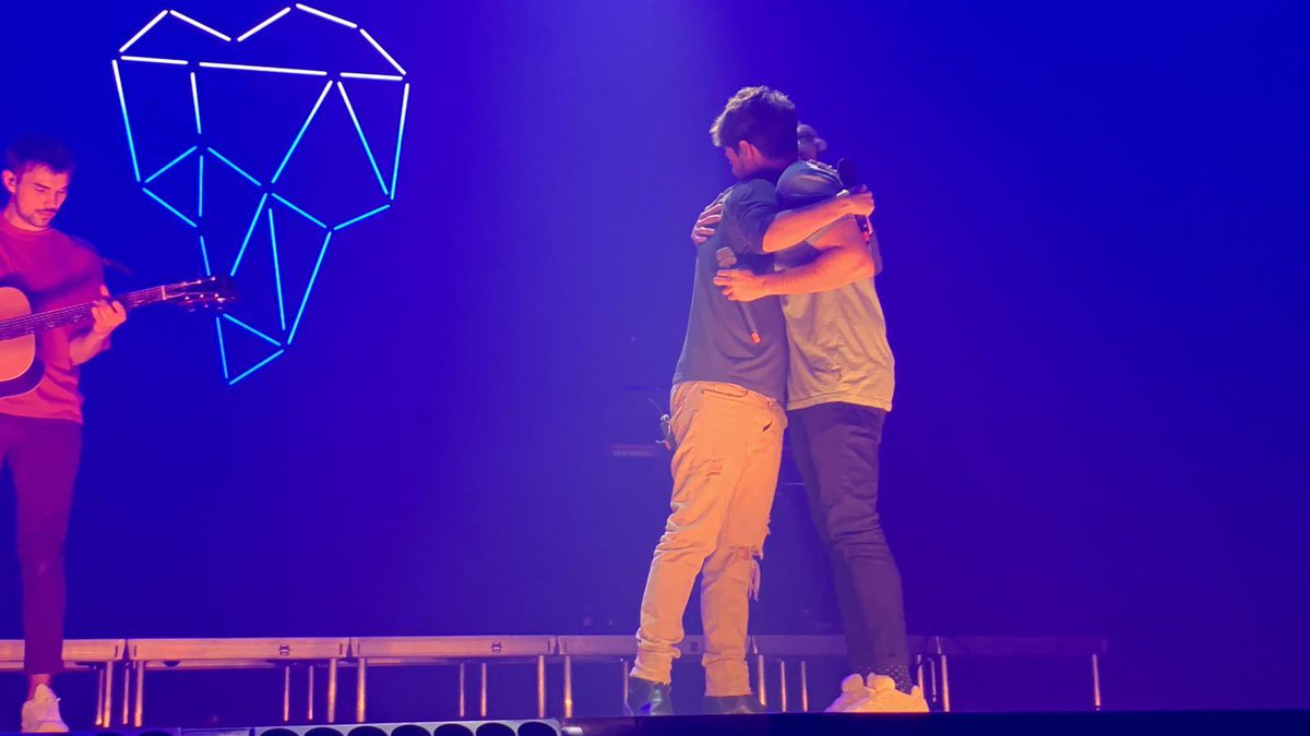 aitipalaces's tweet photo. @mikinunez @ManelNMusic 🥺❤️ https://t.co/5jgy84HGA3