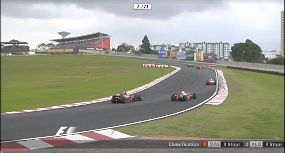 FormulaPolls's tweet photo. Vettel's taken the place! That could cost Hamilton the World Championship!

It's raining hard! 

That means Glock is gonna be in trouble; he's in fourth place! And with just two laps to go, the question now is: can Timo Glock, in the Toyota, keep it on the island?

#BrazilianGP🇧🇷 https://t.co/sWADqaIXWe