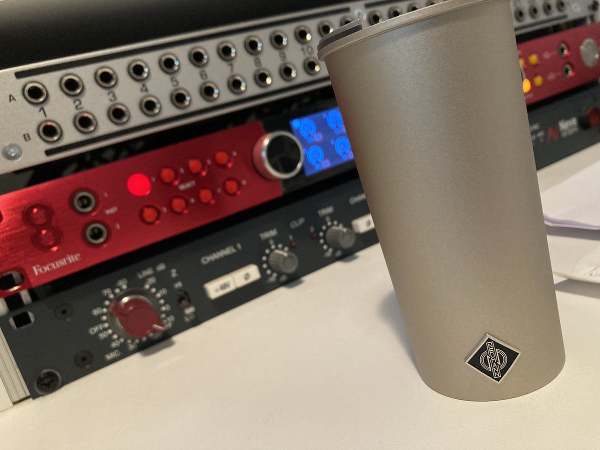 PlanetRepmusic's tweet photo. Ooo something’s coming, something good.. #studio #proaudio #studiomic #micproject #blackbadge #thosethatknowknow @NeumannBerlin @focusritepro @amsneveltd #producer https://t.co/QpB6oCy3Tg
