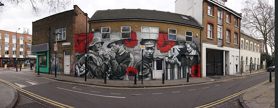 LDNGraffiti's tweet photo. LEST WE FORGET #ArmisticeDay #Graffiti #StreetArt in #London by Pythia, 616, Don UA, Ketone6000, &amp; more #LestWeForget … https://t.co/nA6Sw1wqPx https://t.co/eHwq8jojPj