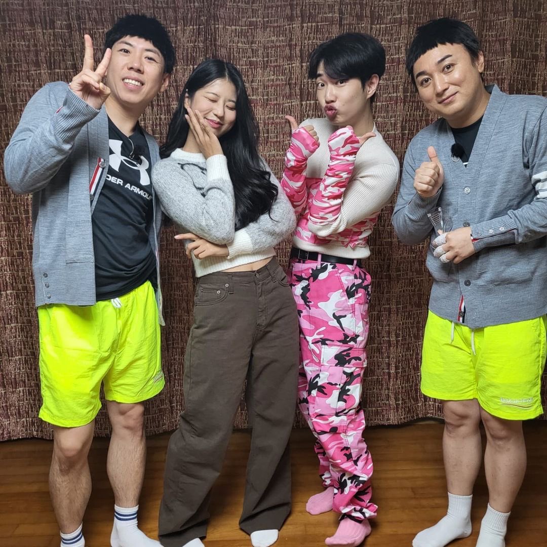 yangsechanifc's tweet photo. [📸Photos on 211111] Hwang Tae &amp; Yang Miri EP5: DanceKang

🔗 https://t.co/nYxaF16E6F
·
#양세찬 #yangsechan
#황태와양미리 #hwangtaeandyangmiri
#사이코러스 #psychorus
#코미디빅리그 #코빅 #comedybigleague 
#빽사이코러스 #backpsychorus
#빽사이코러스2 #backpsychorus2 https://t.co/8KHFxOdzDO