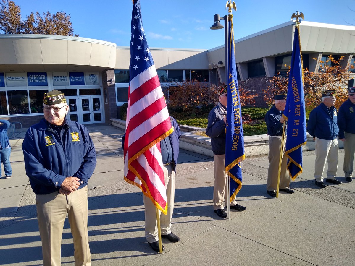 We honor Veterans who have served our country <a href="/GeneseoCSD/">Geneseo CSD</a> .  Thank you for your service.  #VeteransDay