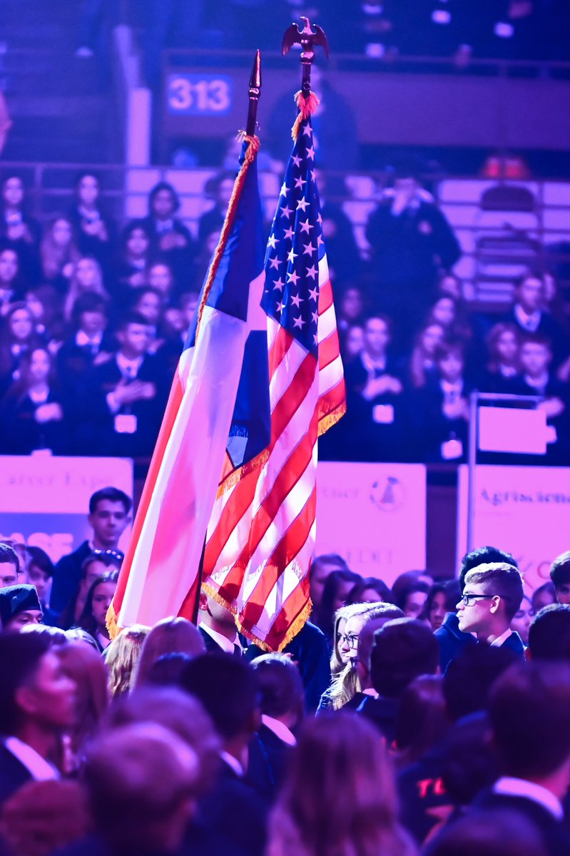 Today, we remember and honor those who served our country. Thank you. #veteransday #texasffa