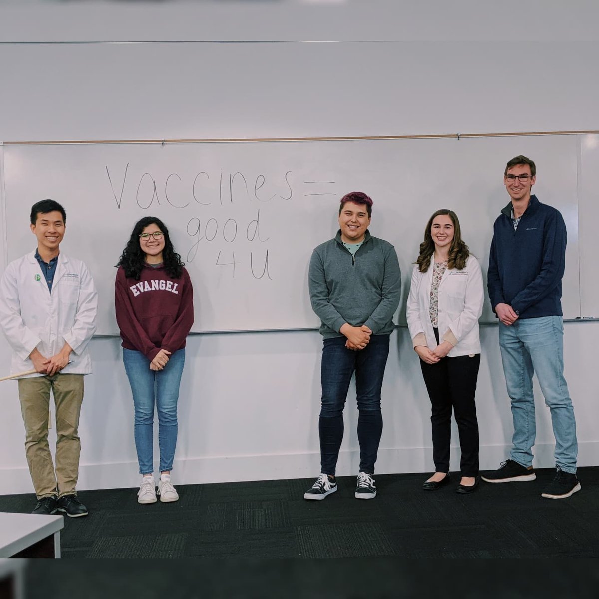 CUAPhAASP's tweet photo. Good luck guessing what this crew was up to last weekend 👀🧐 #Cupharm #aphaasp #Good4U https://t.co/YfW4GLO1CU