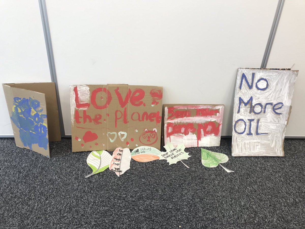 AsnHigh's tweet photo. Our COP26 leaves of change and placards. #COP26 #promisetotheplanet https://t.co/ML3TJEsP98