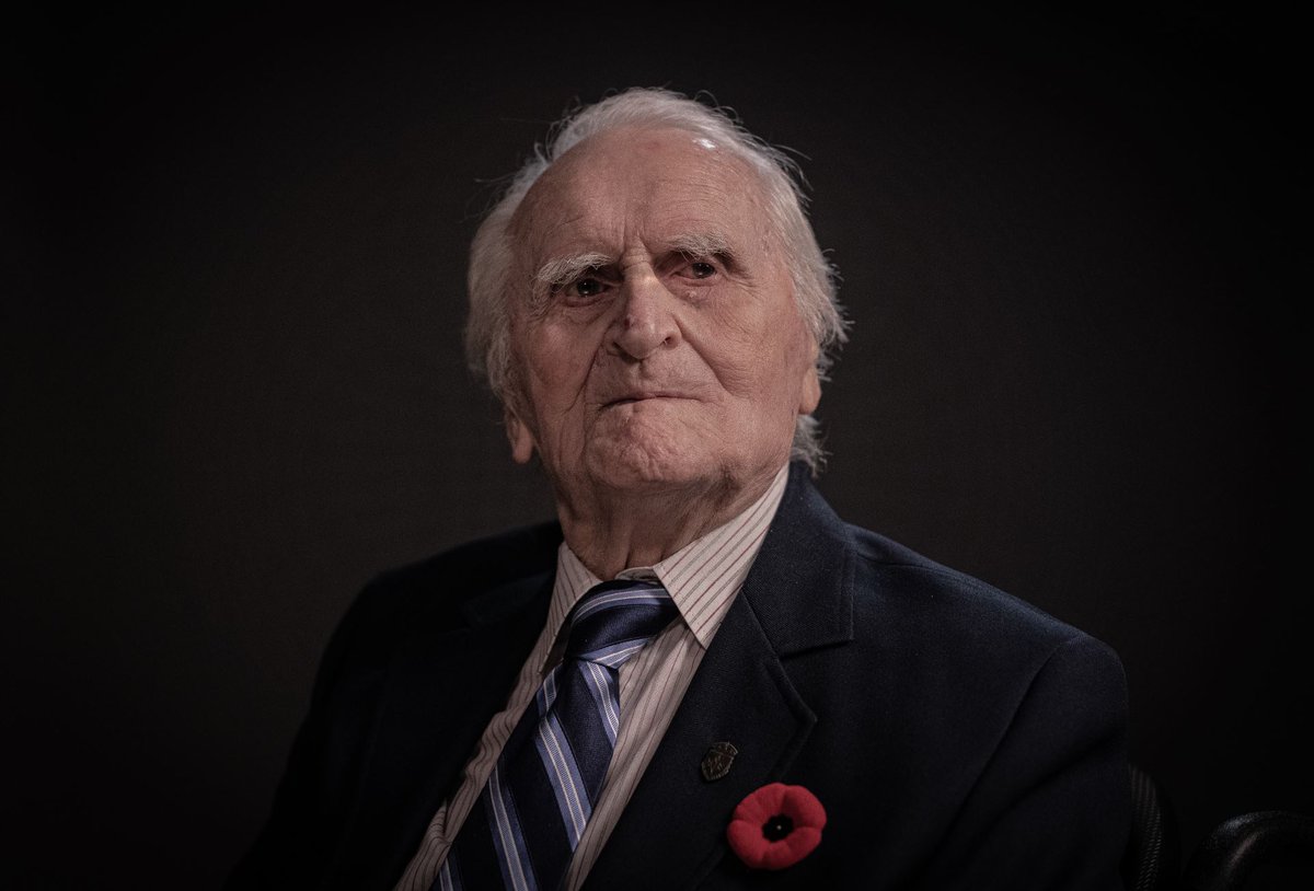 Sunnybrook's tweet photo. In the past, they fought for our freedom. In the present, we continue to honour &amp; remember their sacrifices. Throughout time, they’ve always been our heroes.

This #RemembranceDay, meet some of the Veteran heroes residing in Sunnybrook’s Veterans Centre: https://t.co/FJEjFe7K6b https://t.co/jIS1KcyaXM