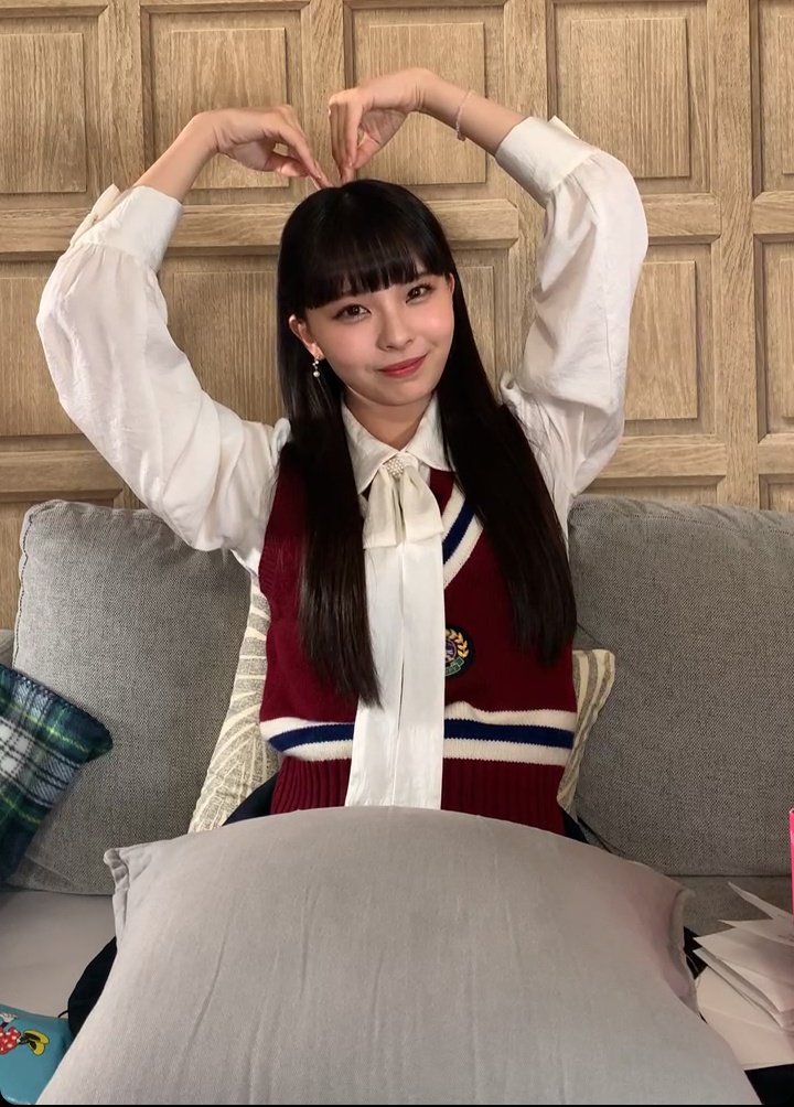 NiziUmemes's tweet photo. YURINA BEST GIRL
#TheAnswerIsYurina
#こたえはゆりな
#대답은_유리나 https://t.co/dK7QYD9YEz