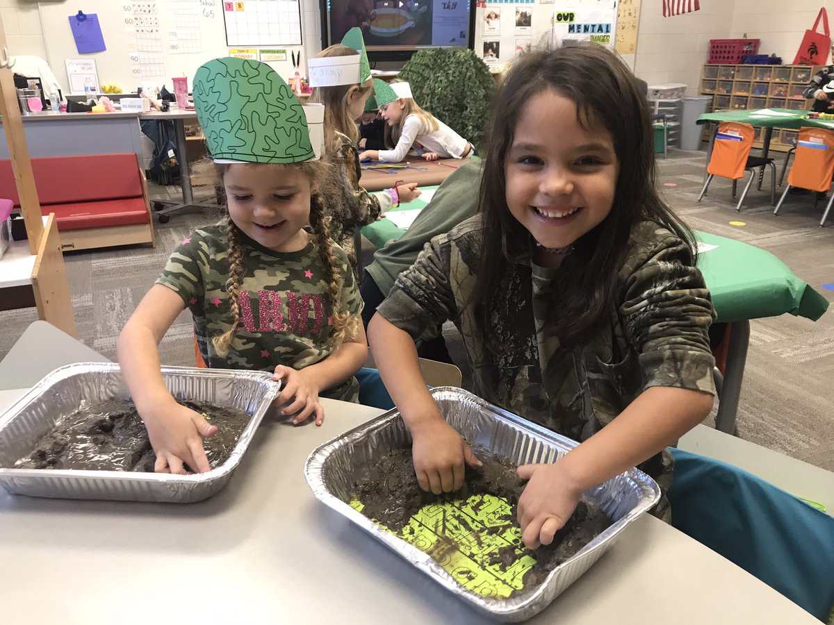 Lisa_M_Jackson's tweet photo. Busy week in Kindergarten! We celebrated the marriage of Q&amp;U and completed our ABC Boot Camp Mission! https://t.co/9Rv4bVdj0b