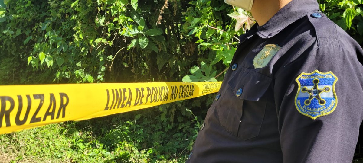 PNC El Salvador tweet media