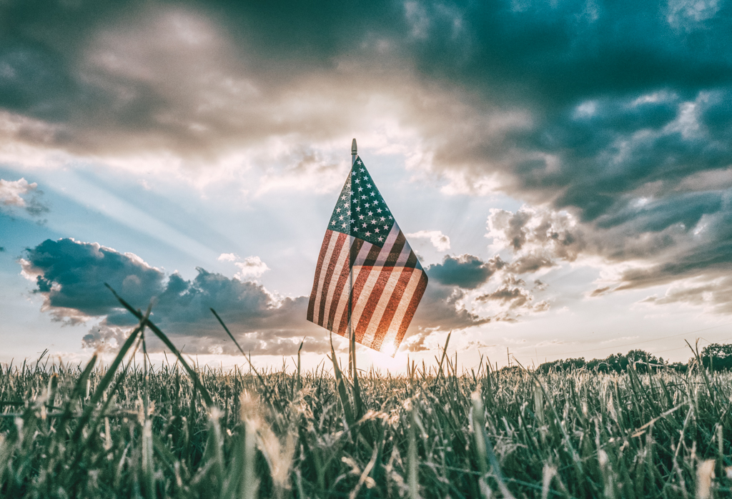 CLCreative's tweet image. Taking some time to honor military veterans, and all those who serve in the United States Armed Forces. Thank you for your love of country and willingness to serve and sacrifice.

#VeteransDay
#ThankaVet
#ArmisticeDay
#11thHourofthe11thDayofthe11thMonth