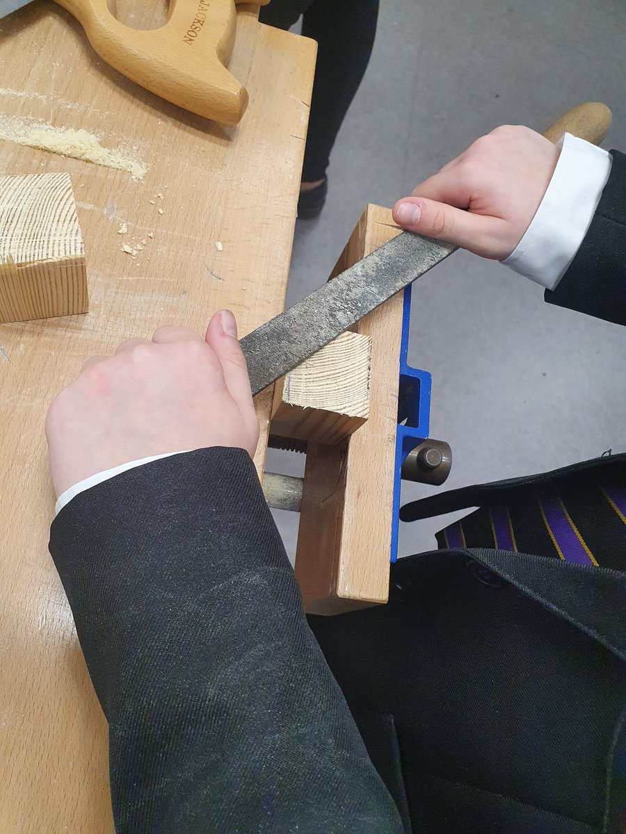 DT_Deepings's tweet photo. Straight into practical in our first lesson of the Y7 Product rotation - working on creating the heads and bodies of our #blockbot projects - great work 7X/TeC! https://t.co/tnmlvPe9Lu