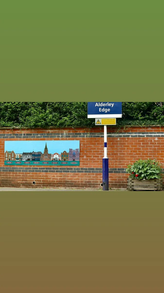 exvista_eamonn's tweet photo. @KelvinBriggs65 @StationEdge @KnutsfordNews @EstherMcVey1 I am pleased to be able to make a contribution to improving the station's appearance. https://t.co/UaFCtRNaG3