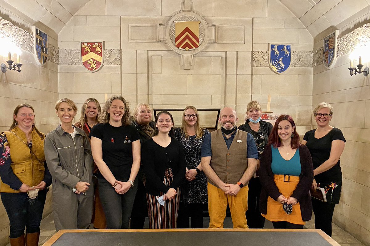 WCIA_Wales's tweet photo. #RememberingforPeace on 11.11, at 11am we marked the tradition of ‘Turning the Page’ of #Wales’ #WW1 Book of #Remembrance in #TempleofPeace: moving moment to share + @venuewithaheart visitors. This page commemorates #women, #volunteers, #vets, #labour corps & non-combatants. https://t.co/hmmvLKuHW8