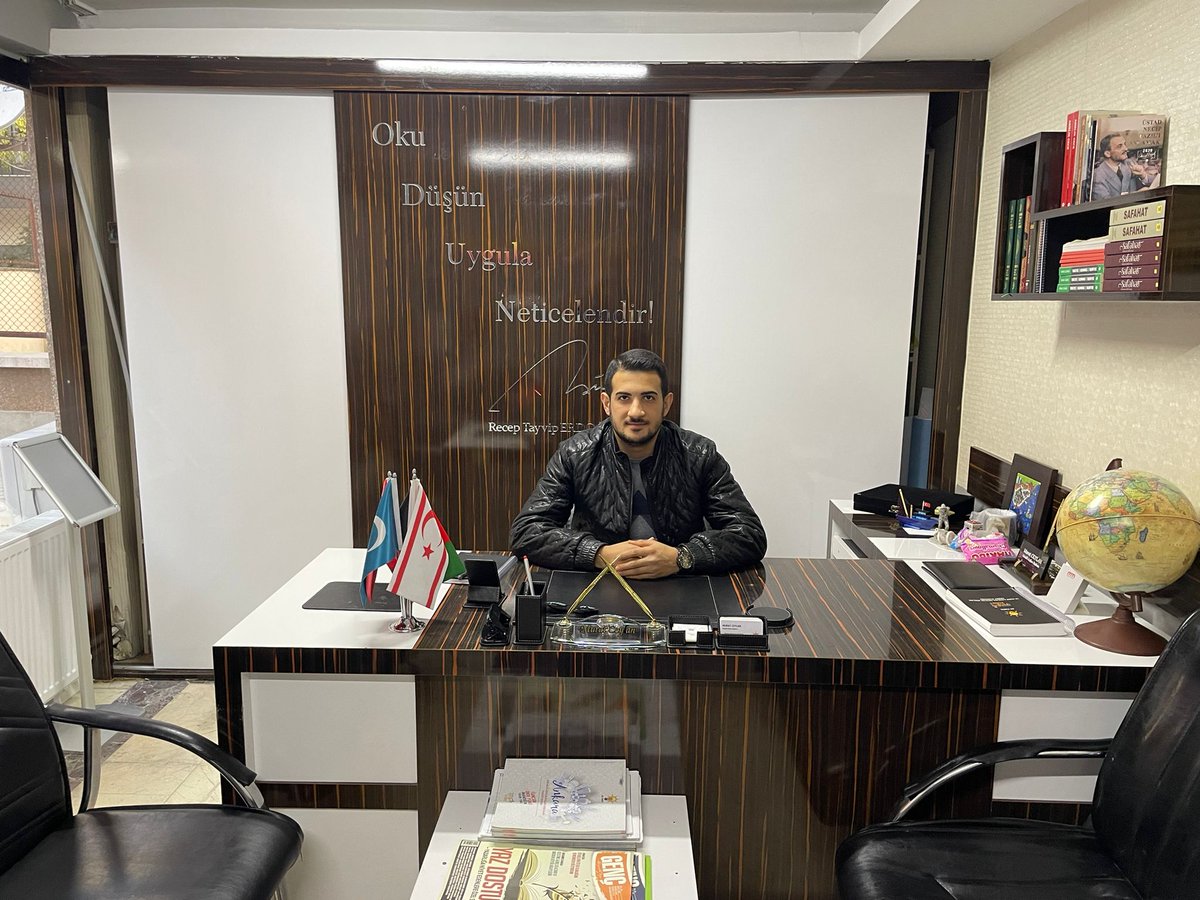 akcankayagenc's tweet photo. #MarkaGençlik Yuvada 💪

Uçmak için kuş olmak gerekmiyor, küçük sevinçler olsun yeter. 😊🕊️
-Cemal Süreyya

Günün Nöbetçisi : @bugradastann

@eyupkadirinan
@burakyildiz06
@mustafahasgul
@muratceylan_tr https://t.co/kH54Bzt6fv