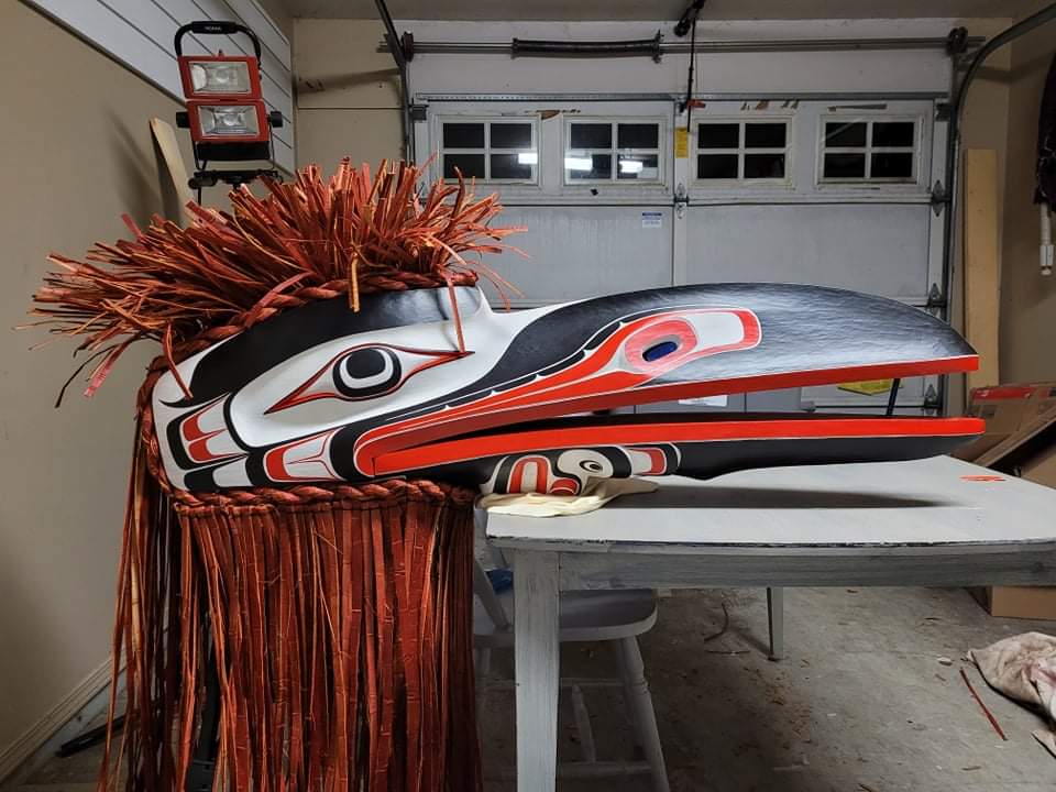 Raymond06754821's tweet photo. #hamatsa #raven #ravenmask #hamatsaravenmask #northwestcoastart #kwakwaka'wakwart https://t.co/AwGmQYsvYC