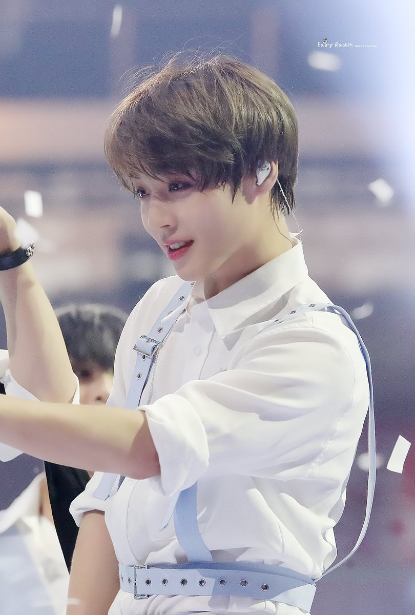 JlHOONLOOK's tweet photo. #박지훈 #PARKJIHOON https://t.co/xJGg7VCbuT