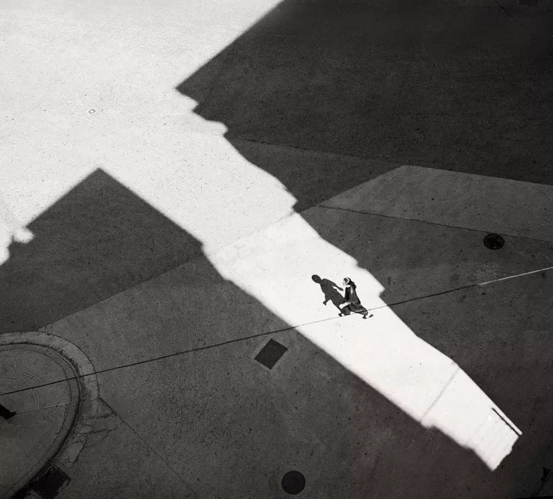 kj_brent's tweet photo. gm 🙏🏽

fan ho is another photographer who has inspired the hell out of me. the use of light to perfection, recognizing angles, and leading your eye to subject(s). https://t.co/w2mJTfQxfz