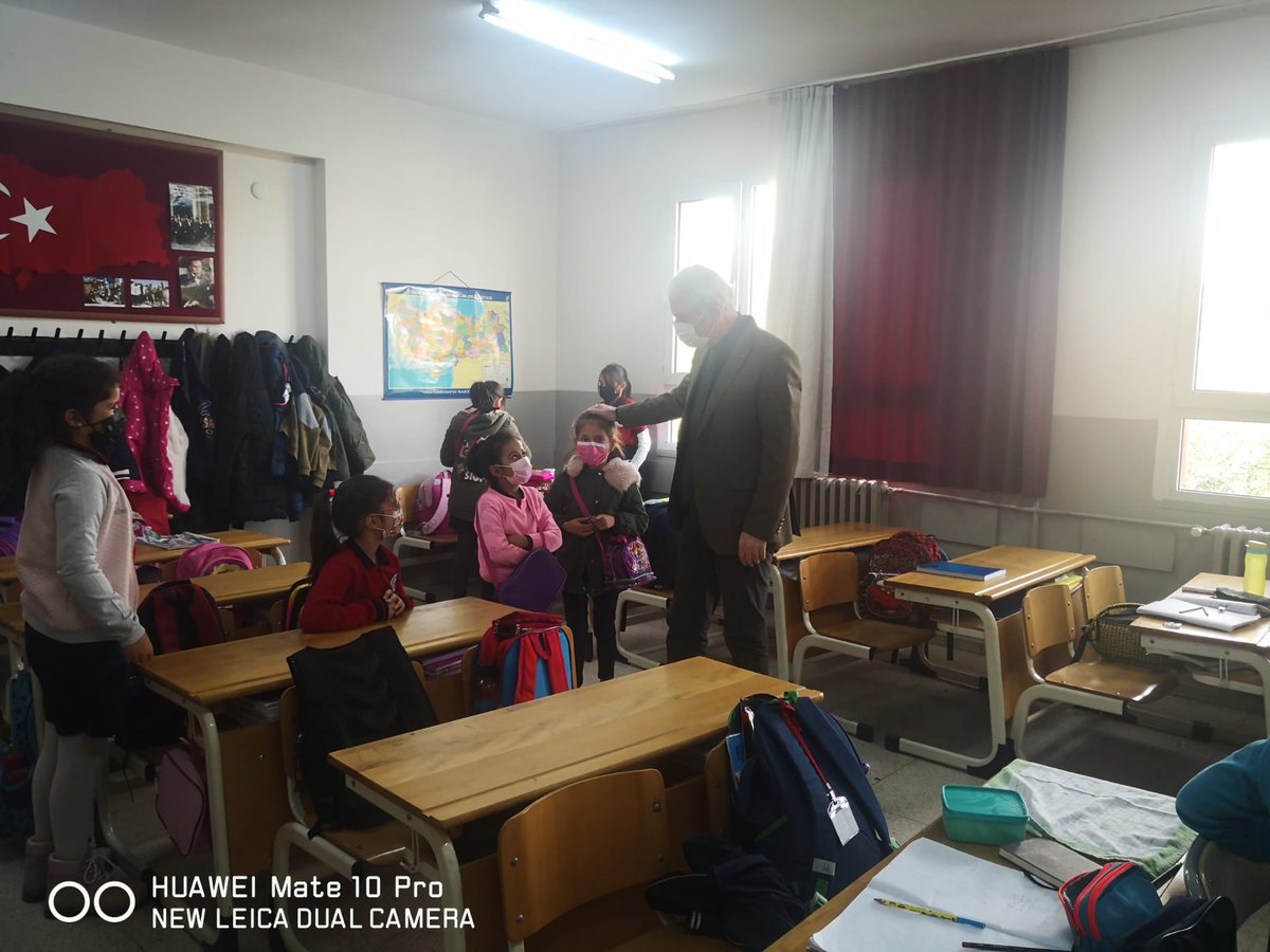 İlçe Milli Eğitim Müdürümüz Sayın Hüseyin GÜNEŞ,okulumuzu ziyaret ettiler.
<a href="/izmir_ilmem/">İzmir İl Milli Eğitim Müdürlüğü</a> <a href="/BucaKaymakamlk/">Buca Kaymakamlığı</a> <a href="/MucahitYentur/">Murat Mücahit Yentür</a> <a href="/hsyngnsksv/">Hüseyin Güneş</a> <a href="/tcmeb/">Millî Eğitim Bakanlığı</a> <a href="/SalihAkdeniz51/">Salih Akdeniz</a> <a href="/Fatma88643457/">Fatma Kuşcu</a>