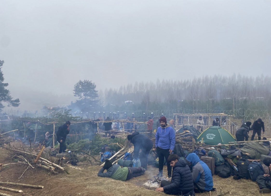 इस वर्ष वैश्विक स्तर पर जबरन विस्थापित किए गए लोगों की संख्या आठ करोड़ से अधिक: UNHCR