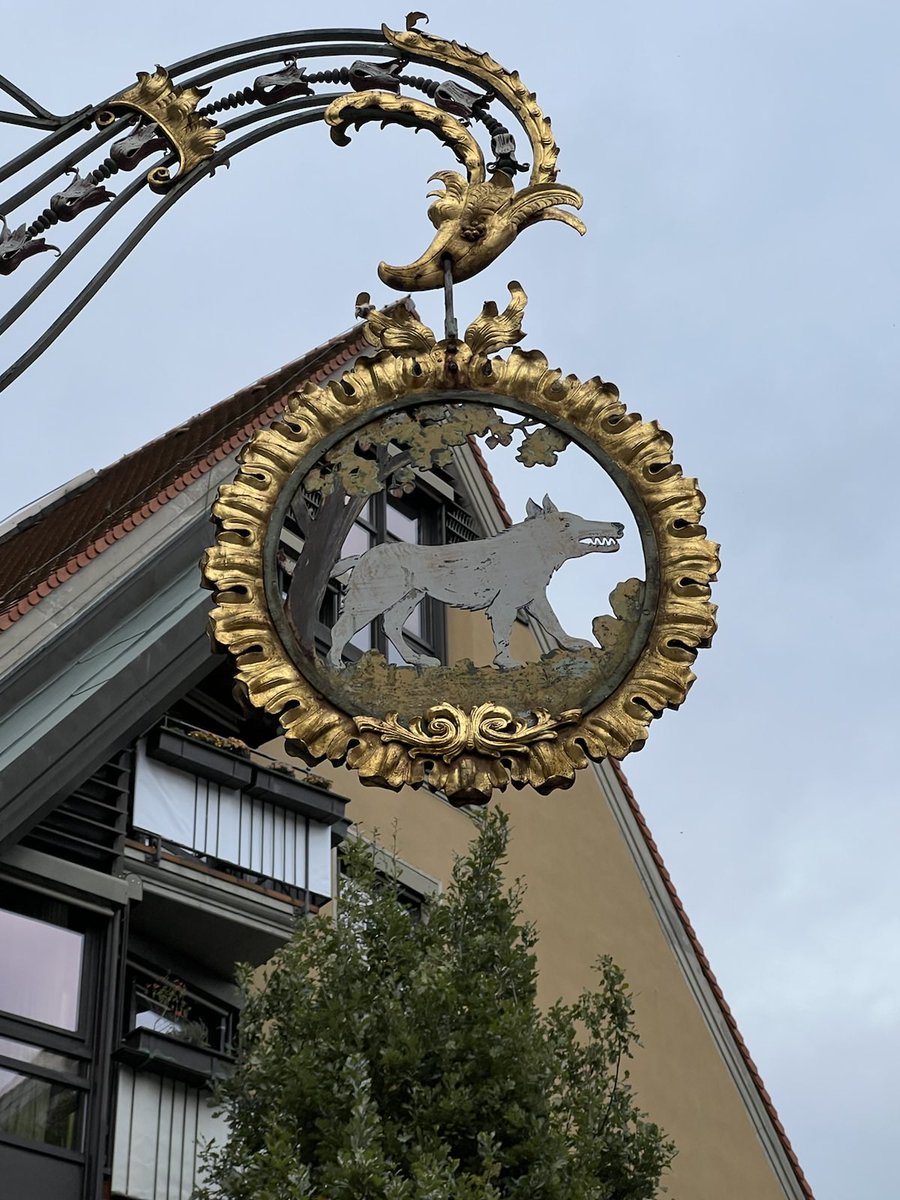 CarlByington's tweet photo. Freiburg im Breisgau is a vibrant university city in southwestern Germany’s Black Forest region. It is a cosmopolitan yet quaint reconstructed medieval town. Easy parking across from Schlossberg hill. Go for a hike around town or up the hill!
#carlbyington #phmdesign #Germany https://t.co/LTt0ACyh1n