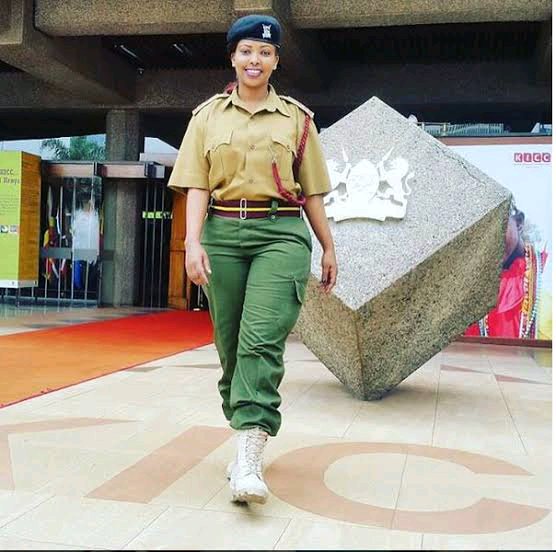 controban's tweet photo. huyu naehawezi ni shika labda ashike mimba😁😋 https://t.co/nm5agmUkQo