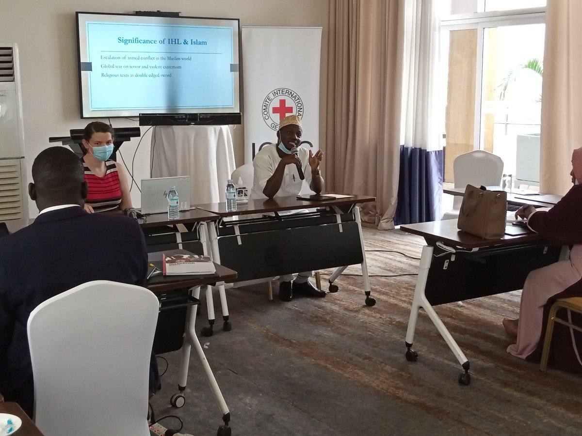 ICRCUganda's tweet photo. How universal is International Humanitarian Law (IHL)? Islamic Law approaches IHL implementation by first appealing to the natural humanitarian conscience, the spiritual conscience and thereafter legal enforcement follows. – Dr Walusimbi Hariftz @iuiuac #AcademicRoundtable https://t.co/QjUWeBPaOe