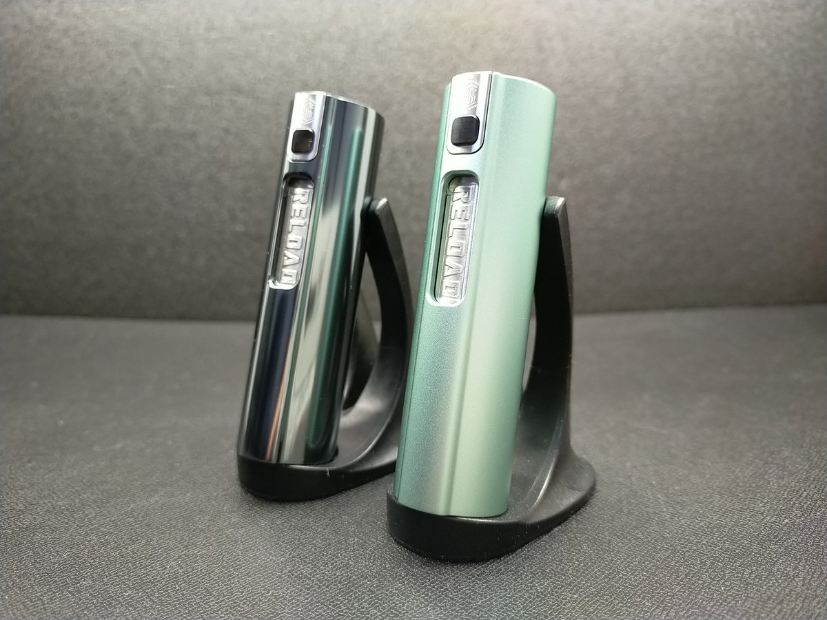 VapeMemory's tweet photo. すごく使いやすかったので
2本目のReload Essential Modを
VAPE LOVEさんで購入。
今回はTiffany Blue Color
OリングまでTiffany Blueだった。
#ReloadVapor #ReloadEssentialMod #リロードベイパー #リロードエッセンシャル #VAPELOVE https://t.co/sy0Hic84HA