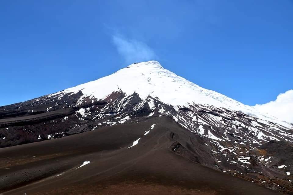 miss_elig's tweet photo. Viva San Vicente Mártir de #Latacunga, tierra de hombres y mujeres trabajadores, capital de la Provincia de Cotopaxi, hoy en tus 201 años tus hijos te rendimos homenaje por tu cultura y tradición, por tu historia y tu gastronomía.! Orgullosa de ser una #Mashca ❤ Latacungueña soy https://t.co/xGMc86YEIE