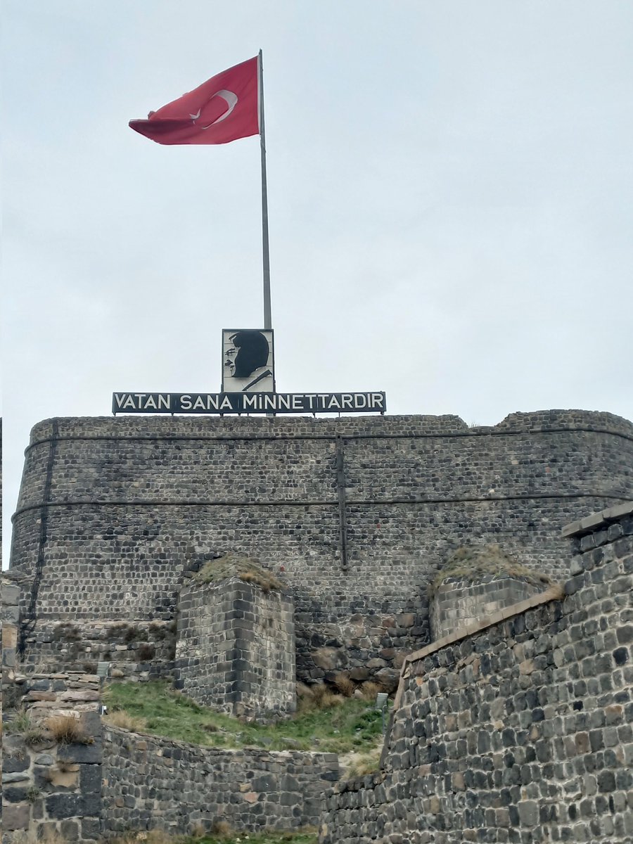 VATAN SANA MİNNETTAR