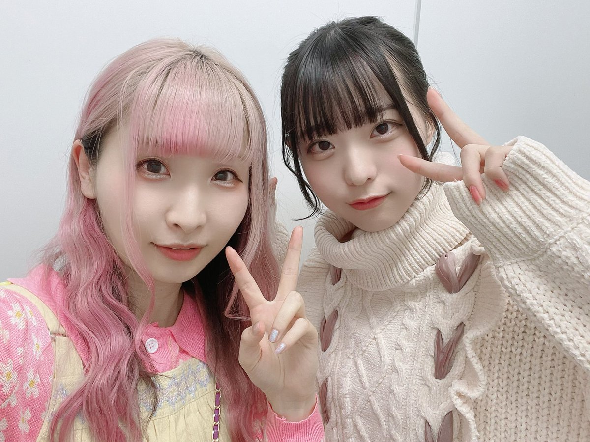 mo_younapi's tweet photo. WALLOP アイドルクリエーターズスキル#6
急遽出演させていただきさんぴゅーでした！楽しかった〜

モ！時代によくライブにも遊びにきてくれてたあずあず❣️
つるしまたつみさんにもモ！グッズでイラスト描いてもらったことがあったりと、ゆかりある方々に久々再会できてはぴはぴでした🤍 https://t.co/pF3Cys6YjQ