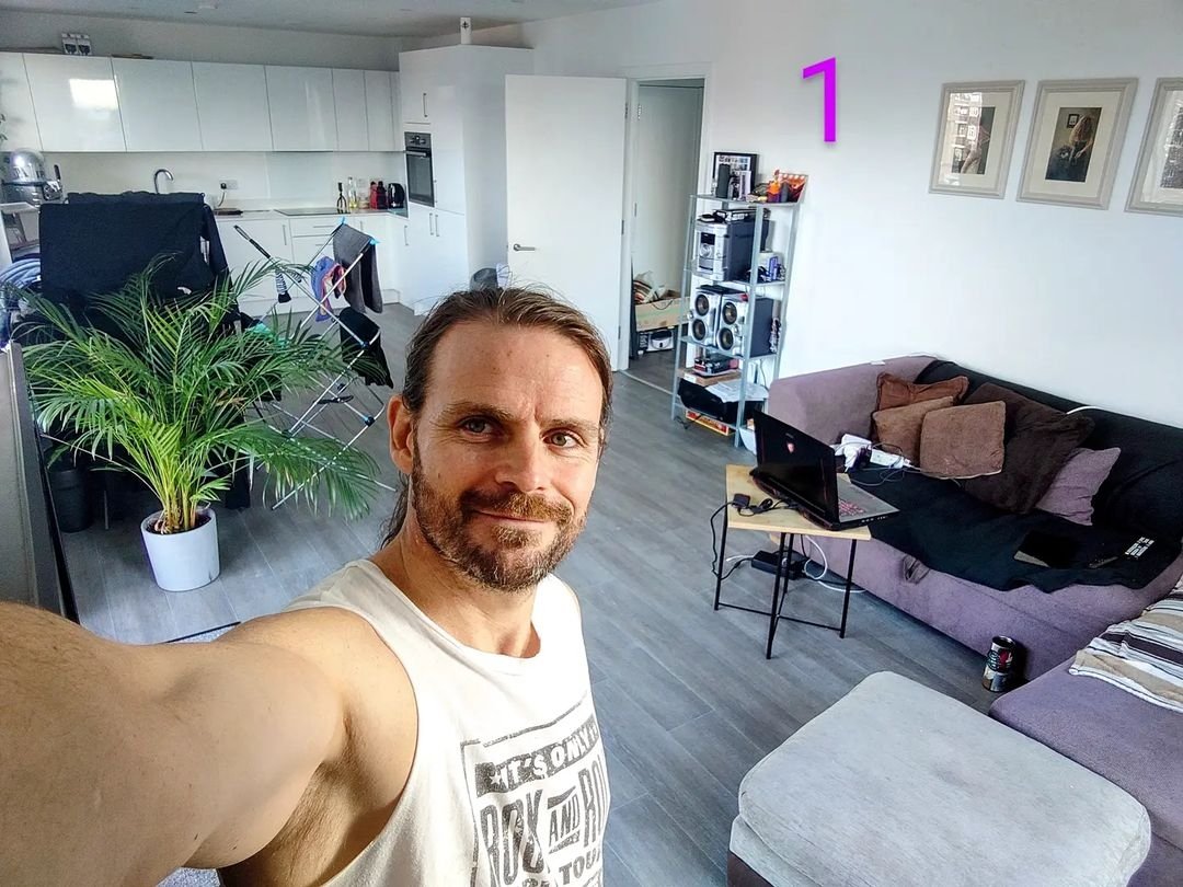 1 pic. Now based in London permanently...YAAAY I have 3 amazing locations to shoot in 1. 2-bed appt - Harlesden. 2. 5 bed house - Streatham. 3. 2 bed appt - Battersea. Looking to do lots of collabs. DM if you'd like to shoot with a 10yr industry Pro who's shot for all the top companies https://t.co/PAtZPMjOnS