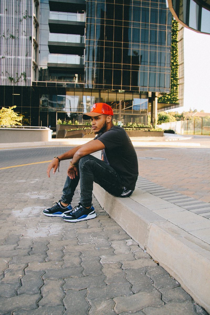 Haem_O's tweet image. Alone time is very important, do take time out and reconnect with yourself...#haemusic #CalliT