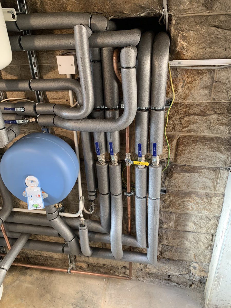 agosto1968's tweet photo. @WorcesterBosch @IMIHydronicUK @googlenest @PipeLaggerPro
-
-
#plumber #plumbers #plumbing #plumblife #plumberslife #hvac #hvaclife #tools #pipe #copper #copperpipe #unvented #hotwater #engineer #pipeperfect #ionlydotechnicalshit #plumbersworld #worldplumbers
Very satisfying👍 https://t.co/V3i73RsUum