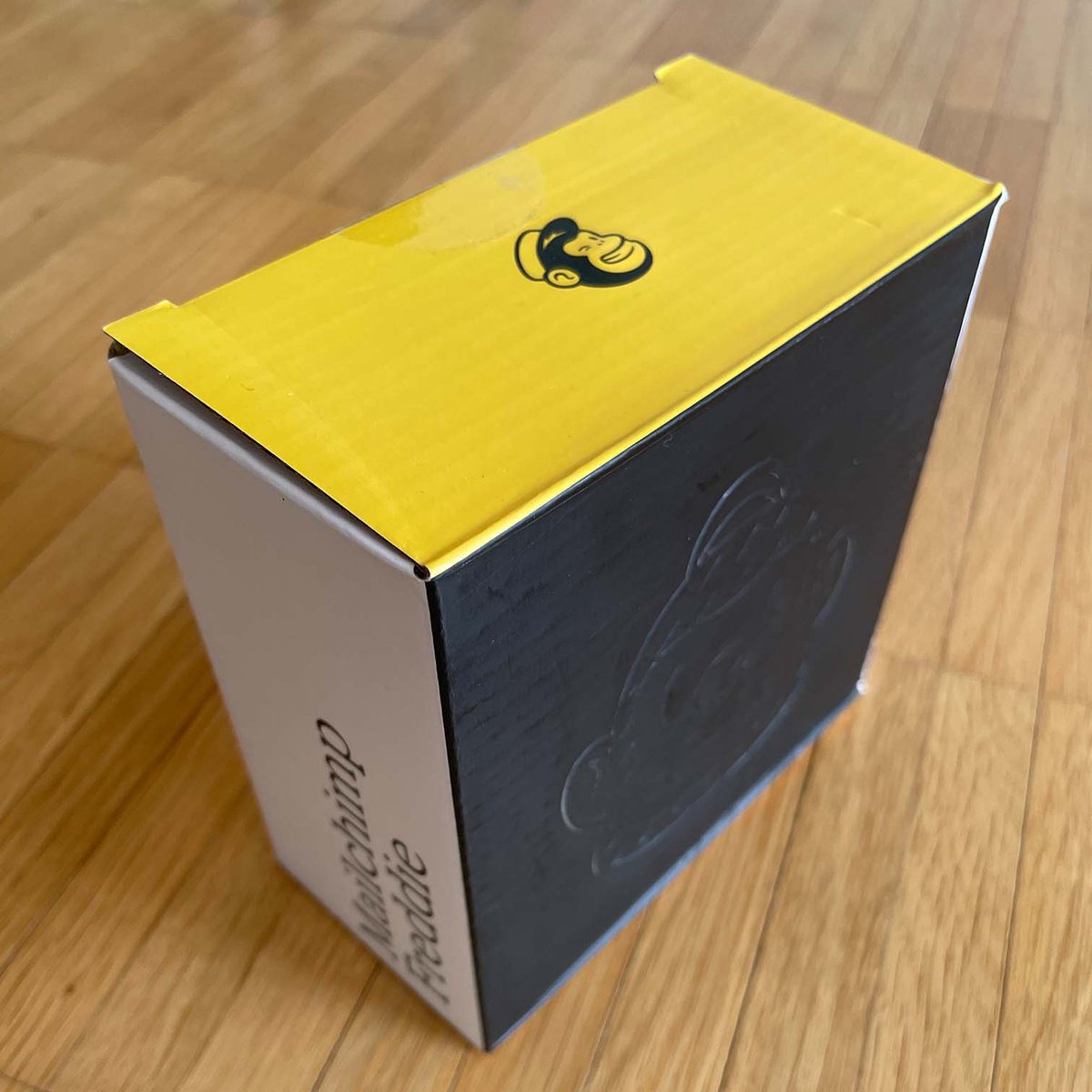 mintblau's tweet photo. Wir haben einen neuen Mitbewohner 🐵 – Freddie! Wir freuen uns sehr über diese Geste von @Mailchimp Habt ihr Fragen zu Mailchimp oder habt auch ihr schon über Email Marketing nachgedacht? Dann schreibt uns an 👊 oder lest erstmal diesen Artikel https://t.co/0FjVrqqHde #mailchimp https://t.co/xvKdAHMb5c