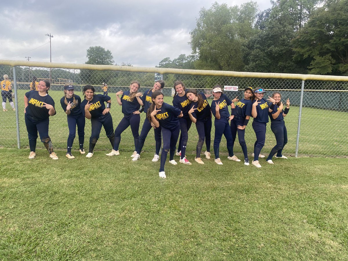 AMGirven's tweet photo. Proud of the practice we put in after a rough weekend. Loved the communication and Camaraderie. Keep working!! #outworkyourtalent #betheimpact https://t.co/1kaEOL1Dl4