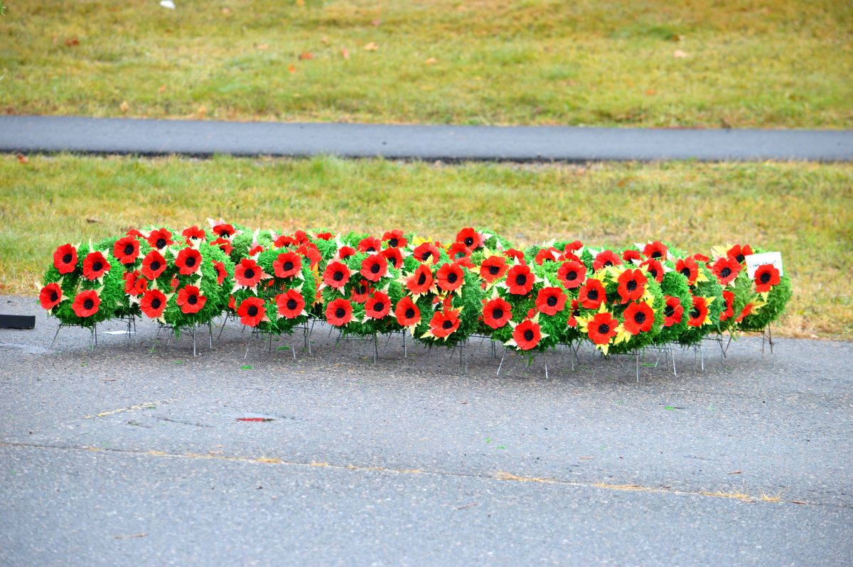 Gateway2Muskoka's tweet photo. Today we remember. If you’re interested in attending a Muskoka Remembrance Day service in person or stream online see https://t.co/sjg0wBSc2i #LestWeForget https://t.co/jN0XZOvJL8