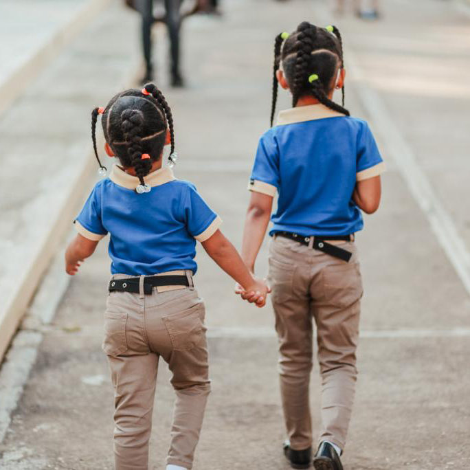 RobertoFulcar's tweet photo. Hemos visto algunos preocupantes sucesos de violencia entre estudiantes en las escuelas. Trabajamos para inculcar una Cultura de Paz, a través de la Dirección de Orientación y Psicología tenemos en marcha proyectos dirigidos a disminuir significativamente los episodios violentos. https://t.co/LGNHq70zSM
