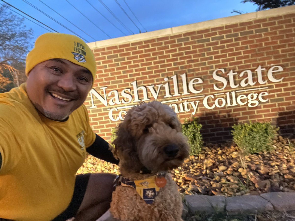 Predxican98's tweet photo. Good Morning Let’s take the day and Win !! Get the juices flowing with a good run with your four legged friends !! Buenos Días a ganar este día !! A correr con los Ami Hyde cuatro patas !! #yodecidicorrer #yoelegicorrer #manicomiorunners #entrerunners https://t.co/CjzNk6dlJp
