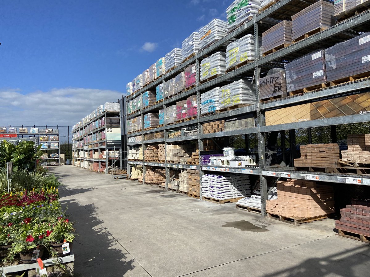 DeannaH12009753's tweet image. #instock #storestandards  Recognizing Jeff@store 283 for outstanding store standards and shelf availibility! Thank you for all you do! ⁦@tlnk760⁩